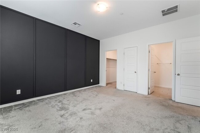 Building Photo - 965 Nevada State Dr