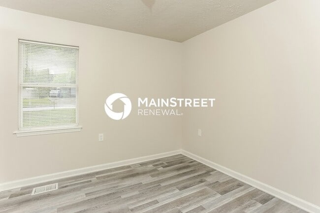 Building Photo - 4 Bedroom Pet-Friendly Home in ATLANTA, GA with Main Street Renewal