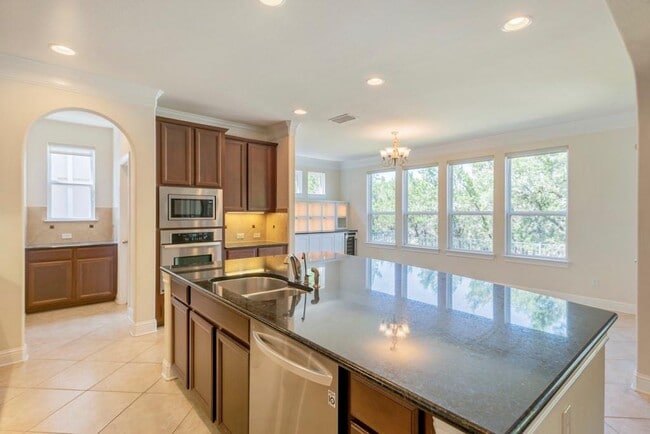 Building Photo - 11812 Mira Vista Way