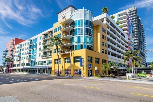 Primary Photo - 1208 E Kennedy Blvd