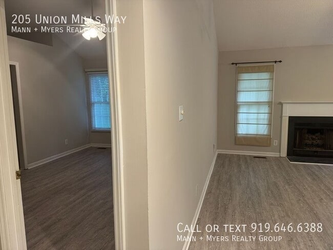 Building Photo - 205 Union Mills Way