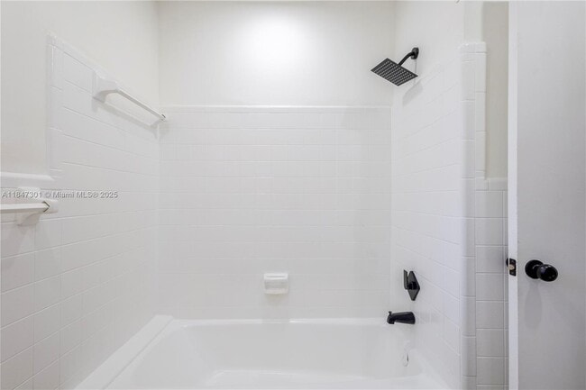 Building Photo - 2568 NW 34th Terrace
