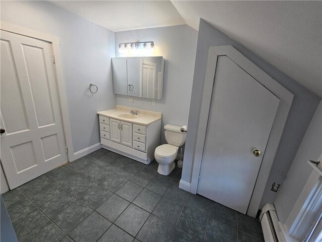 Building Photo - 1019 Victory Hwy