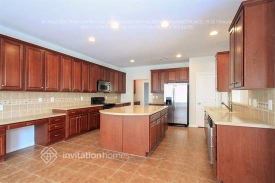 Building Photo - 15620 Centennial Forest Dr