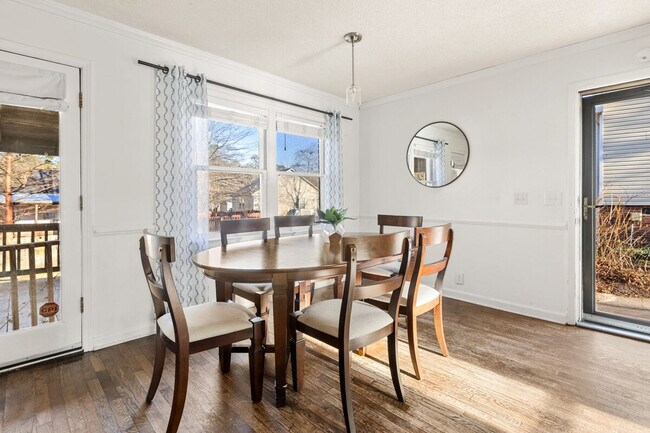 Building Photo - 46 Forest Trail Ct