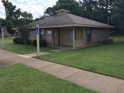 Building Photo - 500 Danville Rd