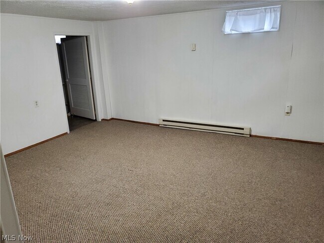 Building Photo - 2562 3rd St