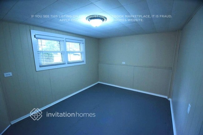 Building Photo - 7939 Edgewood Ct