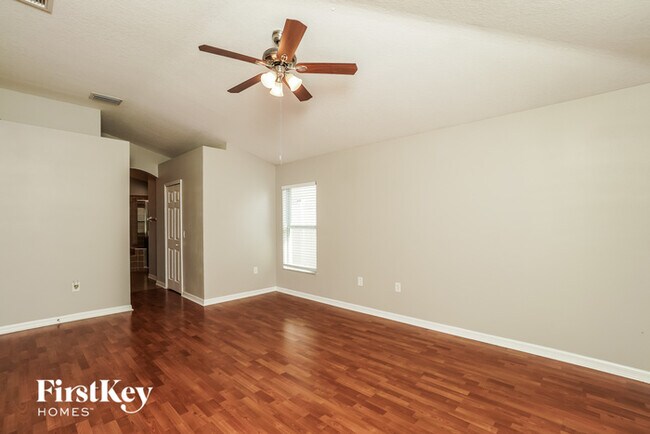 Building Photo - 18416 Cypress Bay Pkwy