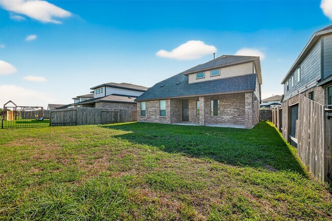 Building Photo - 29535 Red Rocks Pk Dr