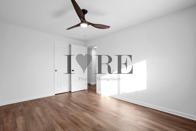 Building Photo - 1902 Brookfield Rd