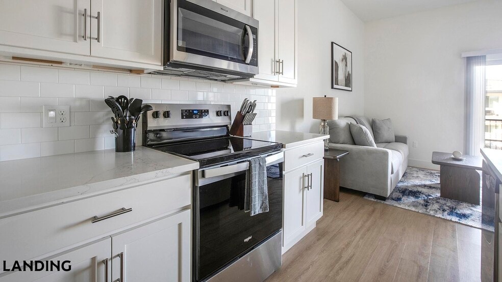 Building Photo - 5750 N La Cholla Blvd