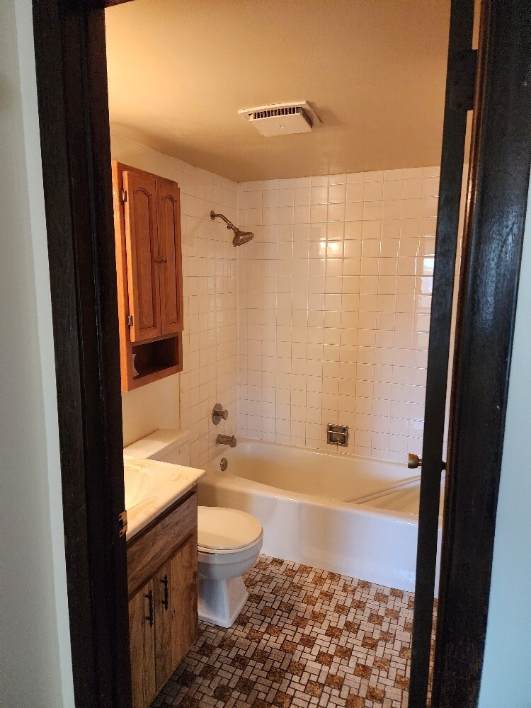 Building Photo - 9845 Cordoba Ct