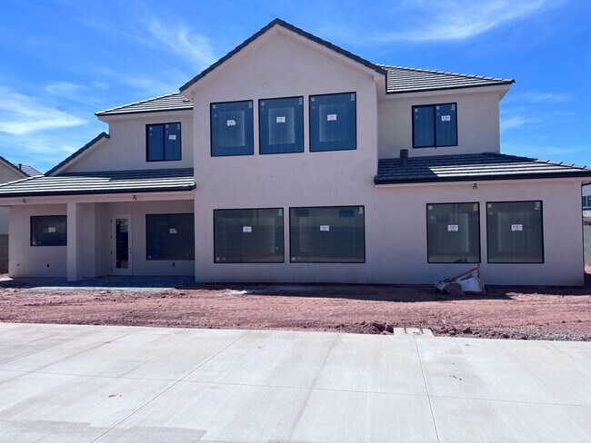 Building Photo - 338 Climber Wharf Ln