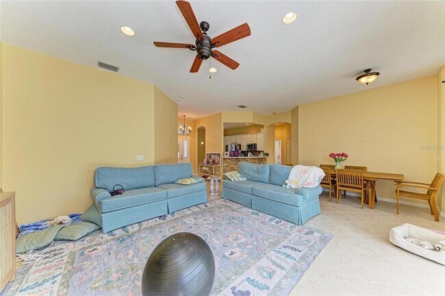 Building Photo - 7007 Bridle Path Ct