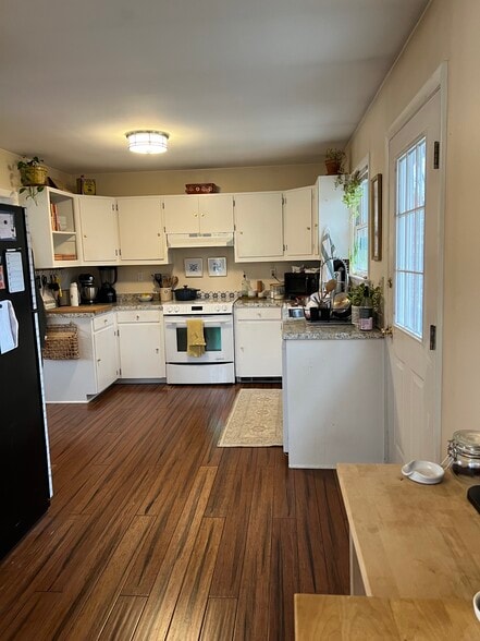 Building Photo - 88 Kriskarli Dr