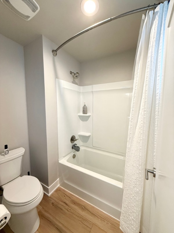 Building Photo - 3215 NE Boulder Crk Dr