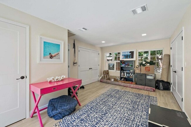 Building Photo - 3211 Washington Rd