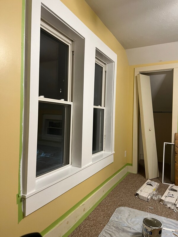 Building Photo - 607 S Red Bud Trail
