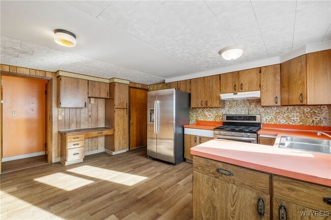 Building Photo - 1271 Cleveland Dr