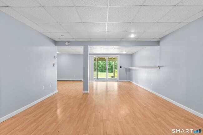 Building Photo - 103 Birch Rd