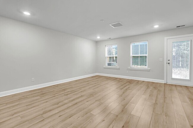 Building Photo - 1226 Tice Ln