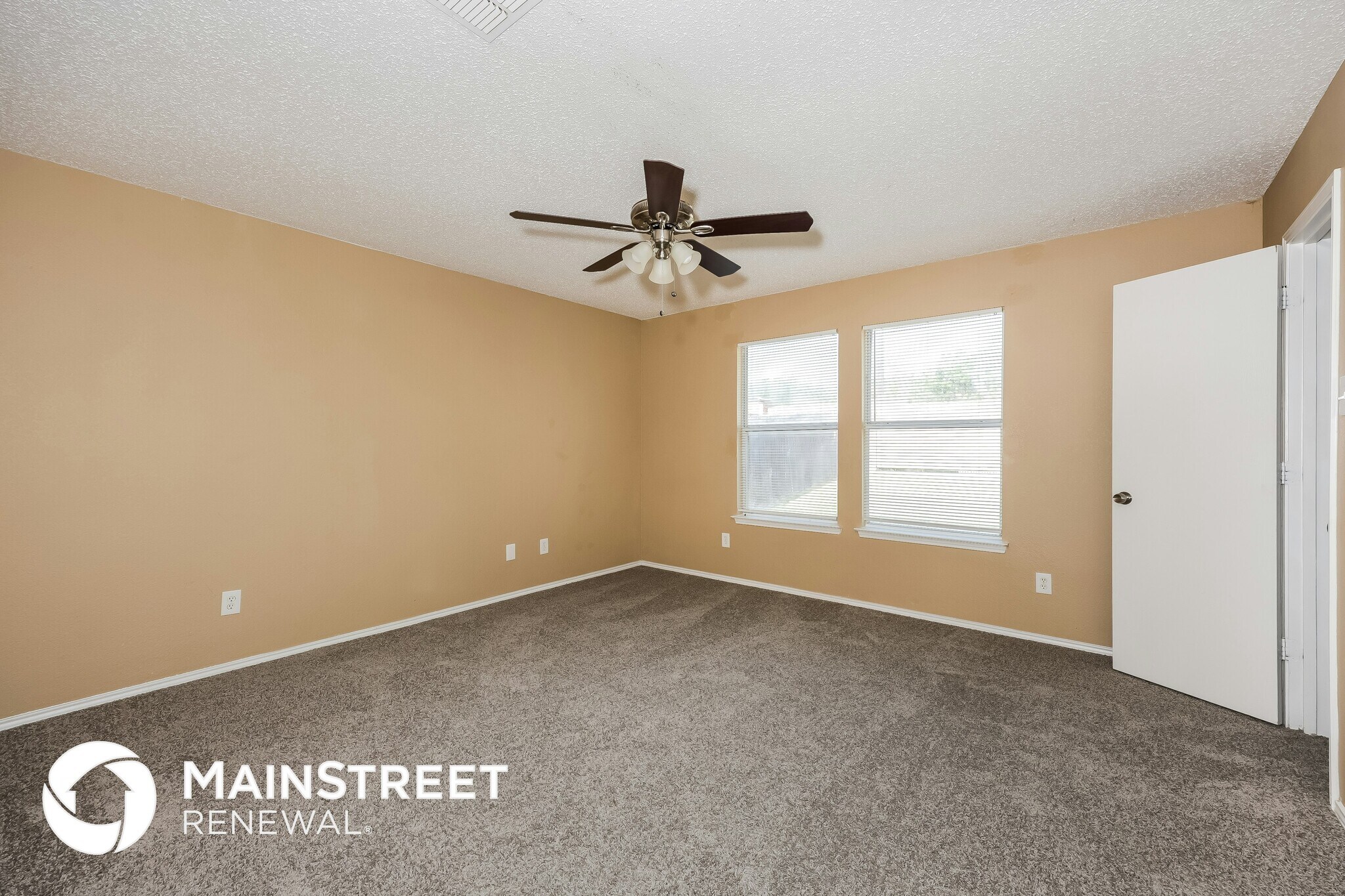 Building Photo - 9136 Whistlewood Dr