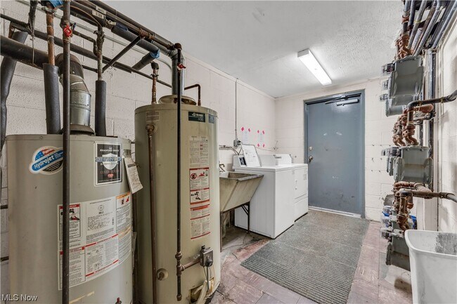 Building Photo - 4428 Turney Rd