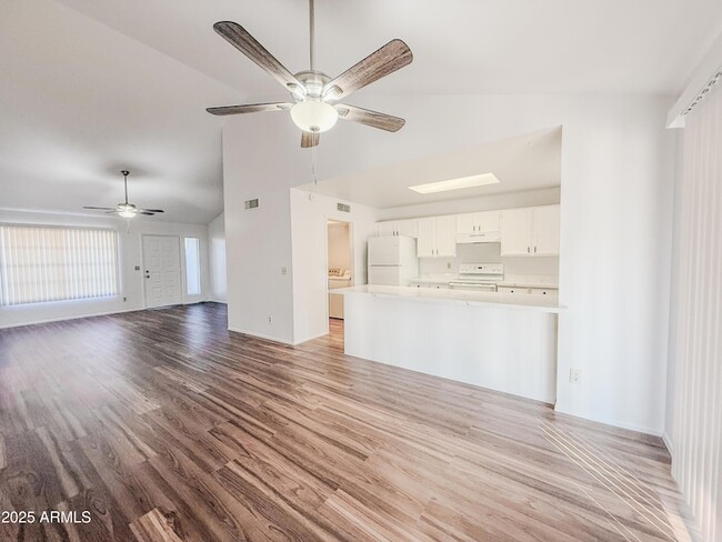 Building Photo - 7027 W Cherry Hills Dr