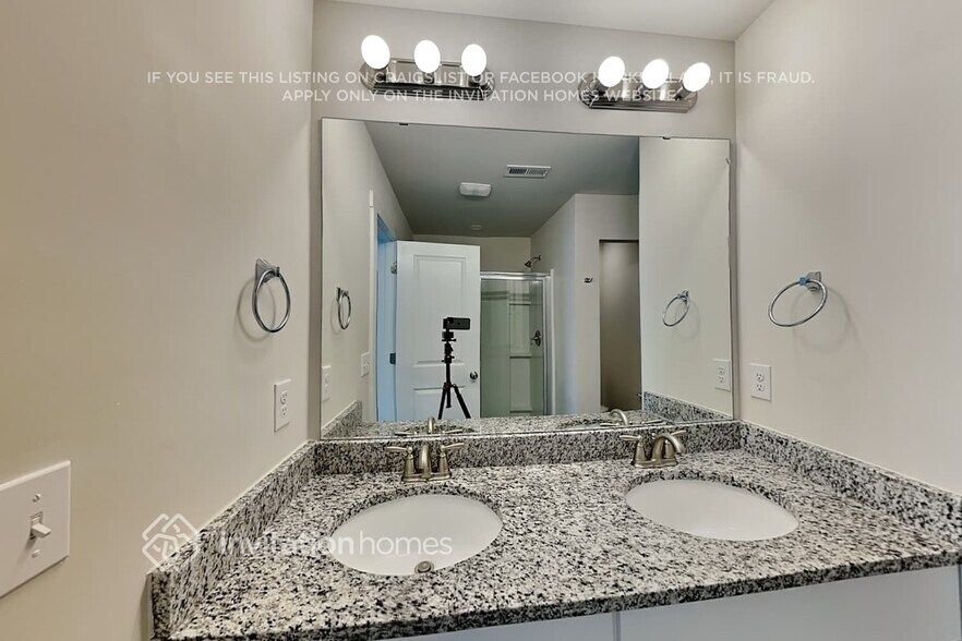 Building Photo - 3023 Ayana Dr