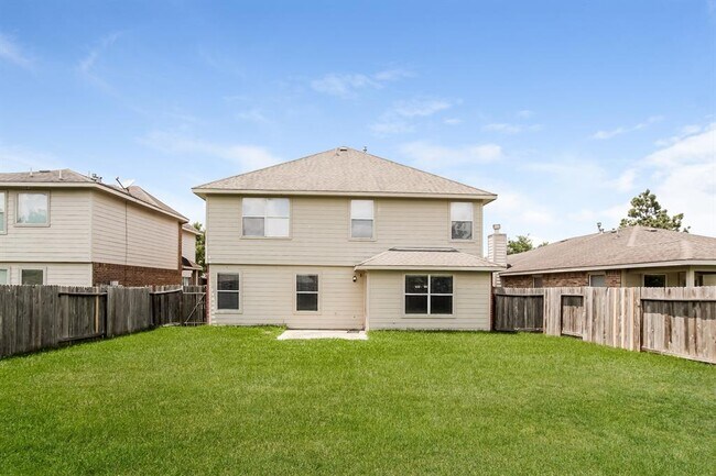 Building Photo - 2430 Pinpoint Dr