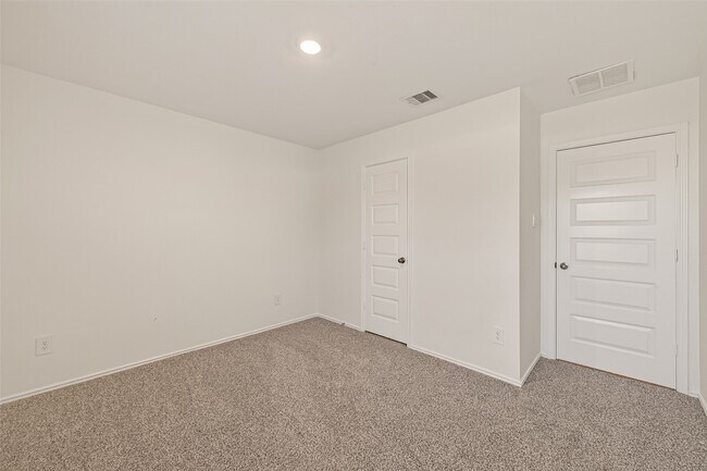 Building Photo - 4326 Blossom Vly Ln