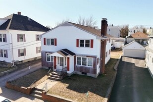 Building Photo - 747 Silver St