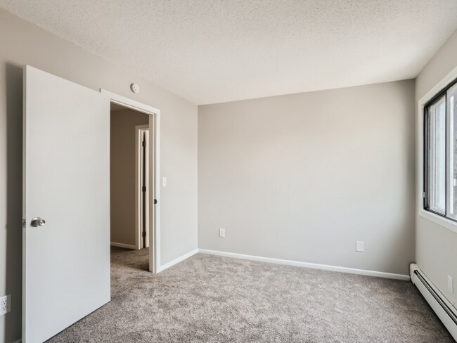 Building Photo - 7236 72nd Ln N