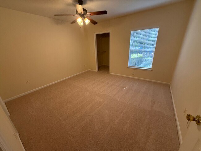 Building Photo - 12602 Crest Springs Ln