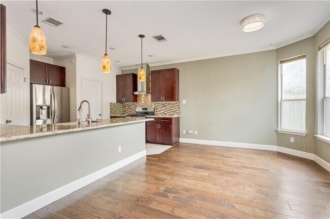 Building Photo - 13401 Gent Dr