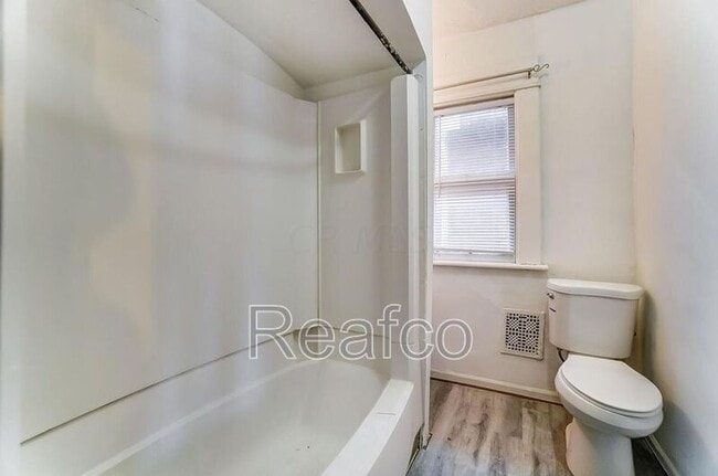 Building Photo - 888 Studer Ave