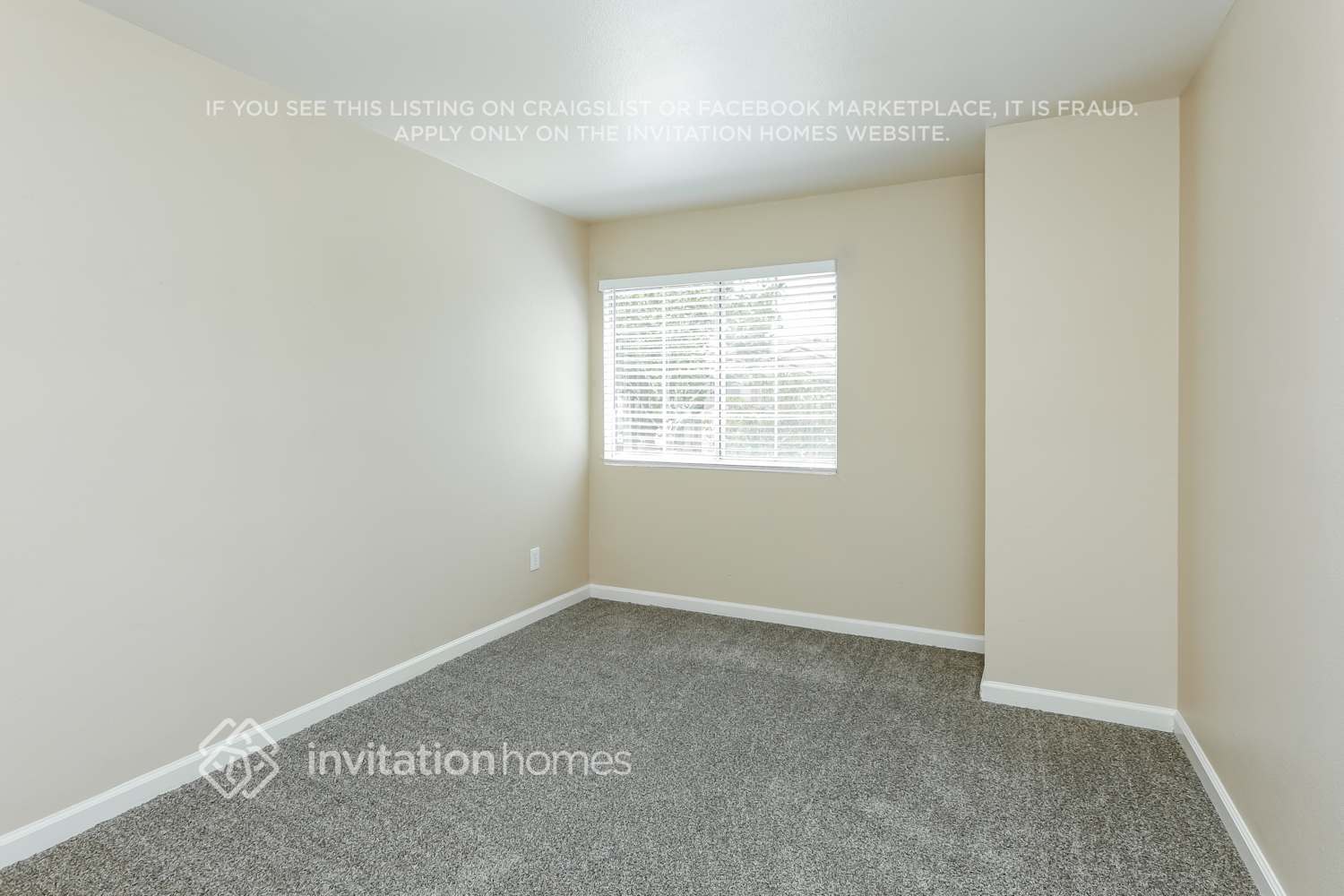 Building Photo - 1802 Gardenia Ct