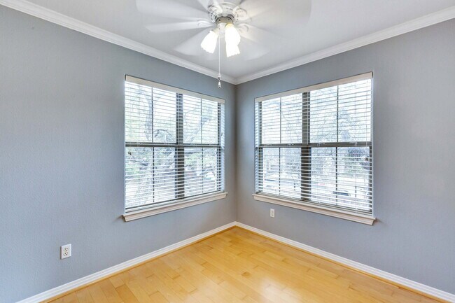 Building Photo - 11603 Ladera Vista Dr