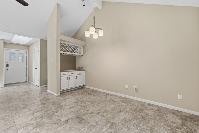 Building Photo - 3330 Beech Point Dr