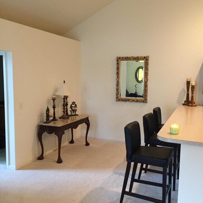 Building Photo - 6135 Quarry's Edge Ln