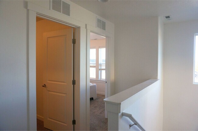 Building Photo - 5553 E Bollo St