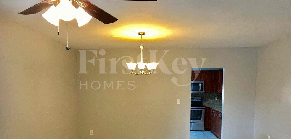 Building Photo - 5850 NW 118th St