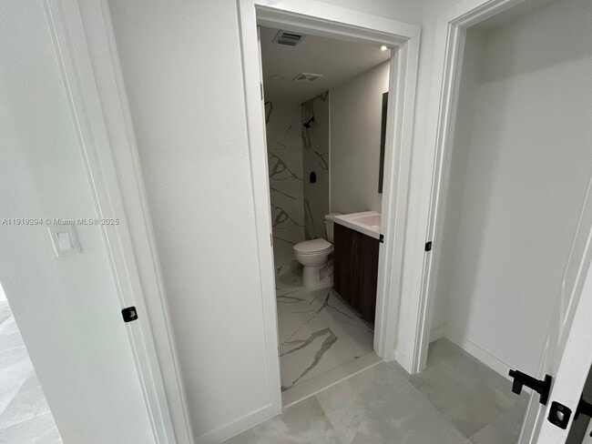 Building Photo - 14568 SW 261 St Ter