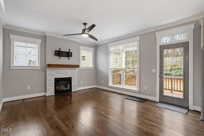 Building Photo - 714 1/2 S State Street Unit