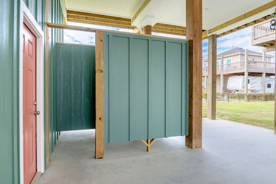 Building Photo - 943 Gulf Shores Dr