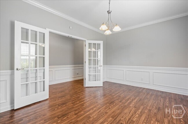 Building Photo - 270 Willow Point Cir