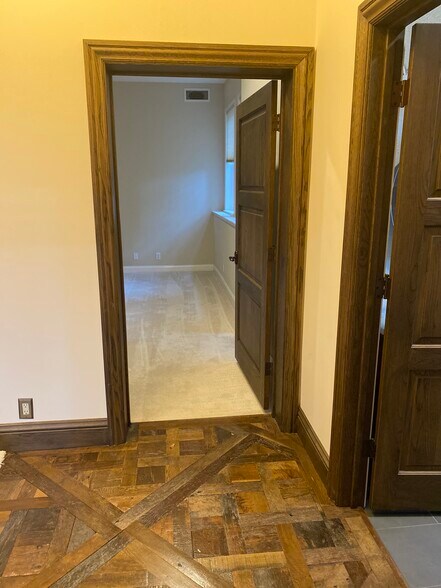 entrance bedroom 2 - 2512 Laguna Vista Dr