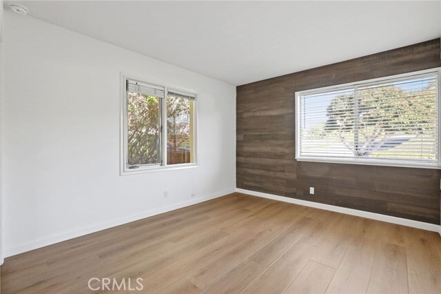 Building Photo - 2501 Blue Water Dr