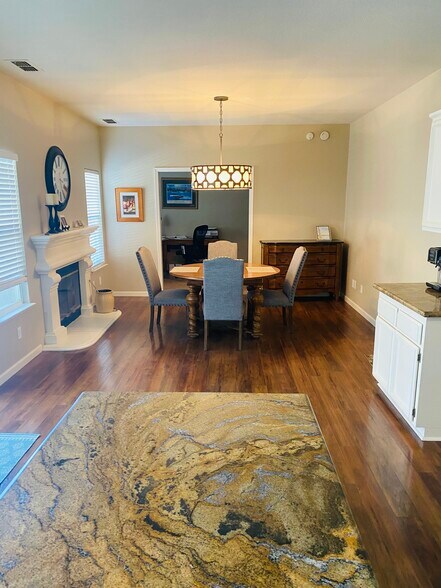Building Photo - 5411 Havenhurst Cir